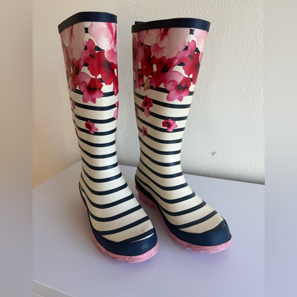 Floral Striped Rubber Boots - Blue Navy, White, Pink